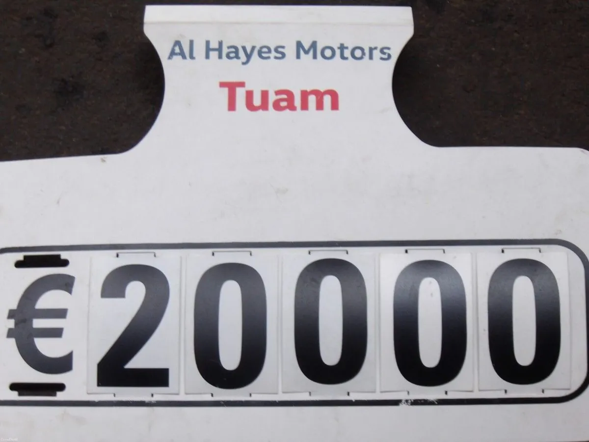 Volkswagen Tiguan CL 2.0 TDI  6SPEED *NCT 2/28*SAT - Image 3