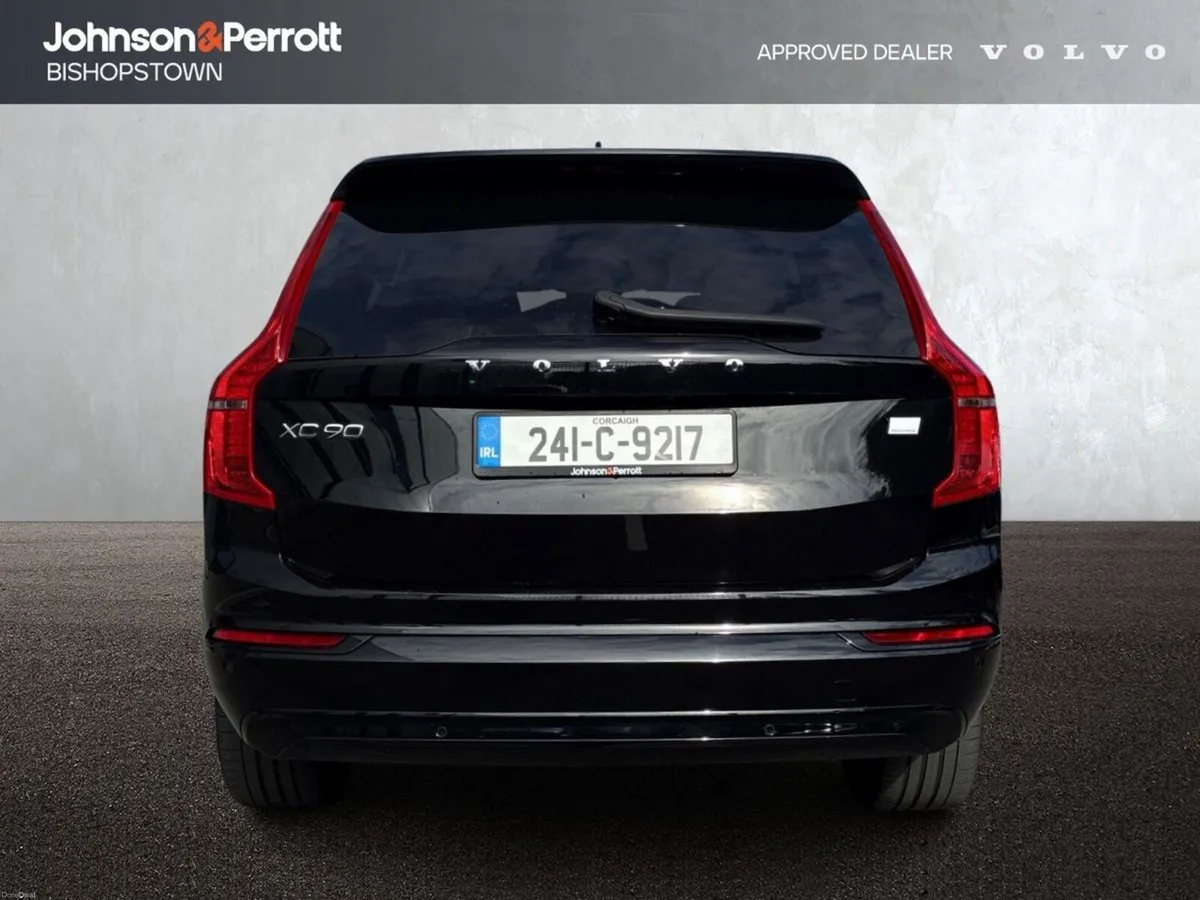 Volvo XC90 T8 455hp AWD Ultimate Dark - Two Year V - Image 6