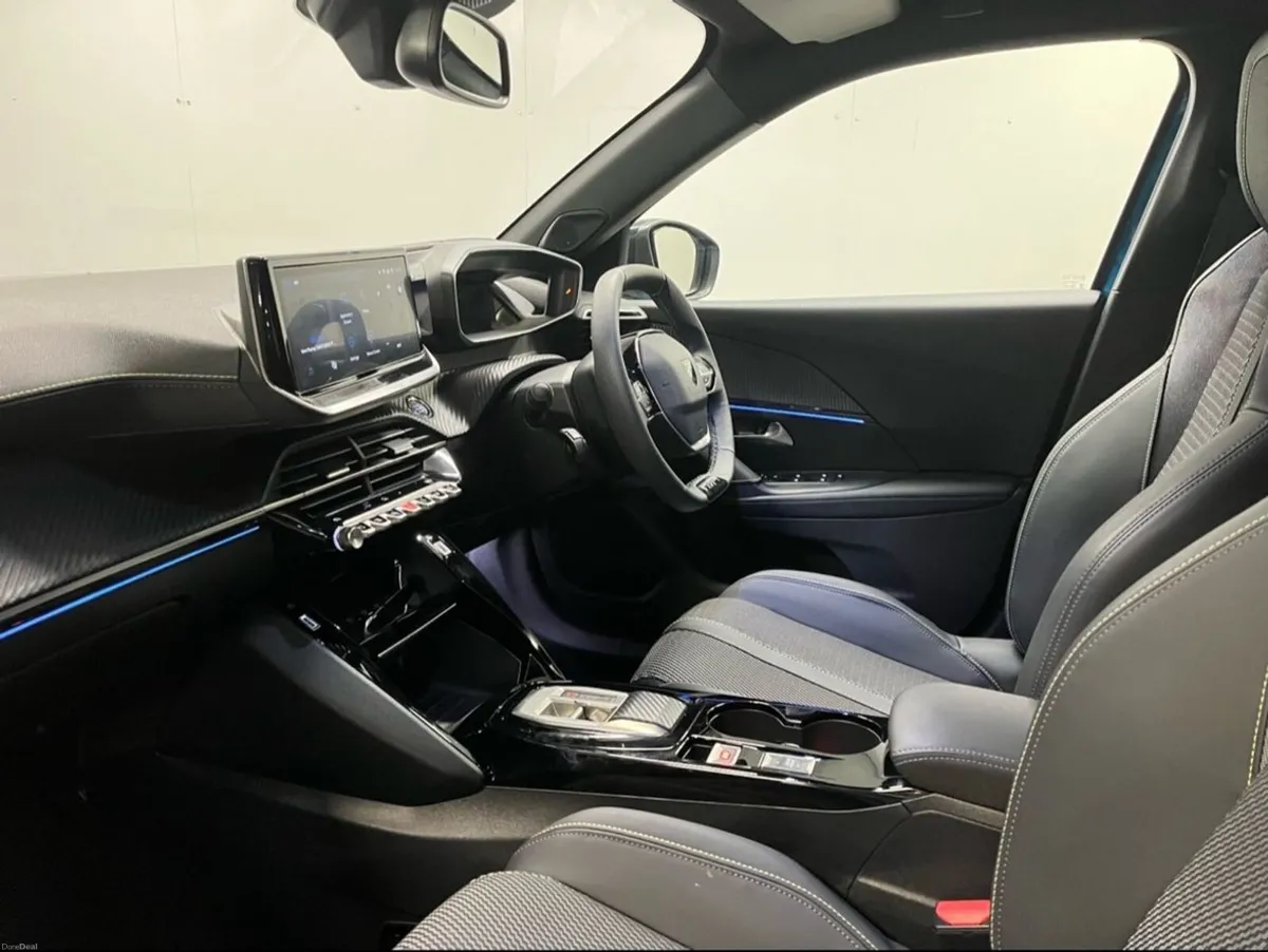Peugeot 2008 GT EV 54kWh 156BHP - Reversing Camera - Image 6