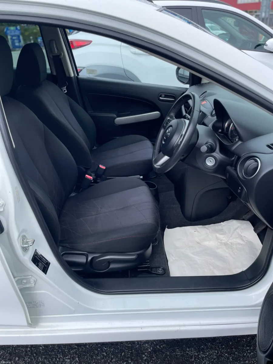 2013 Mazda Mazda2 1.3 75HP COMFORT - Image 6