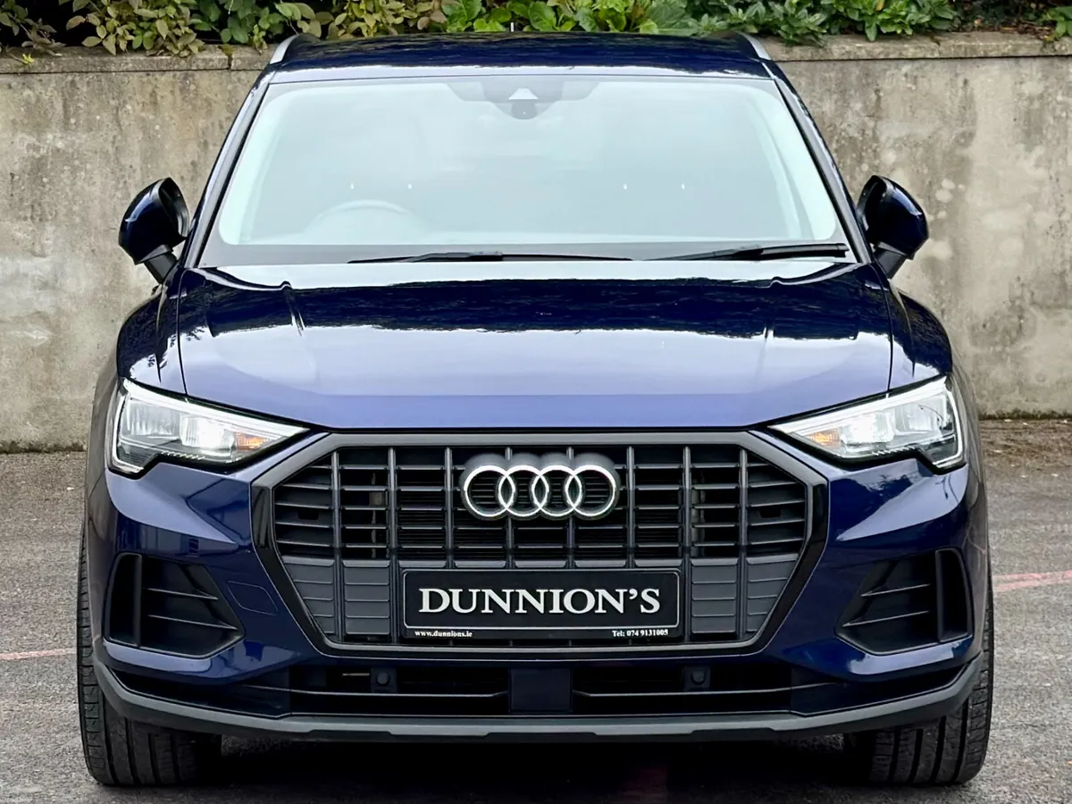 Audi Q3 2022 TECHNIK 45 TFSI E S-A - Image 2