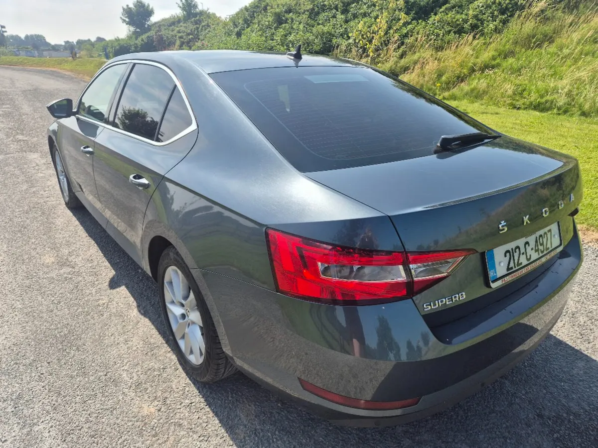 2021 (212) Skoda Superb AMBITION 2.0 TDI 122BHP - Image 6