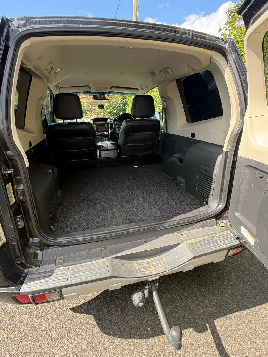Mitsubishi Pajero - Image 3