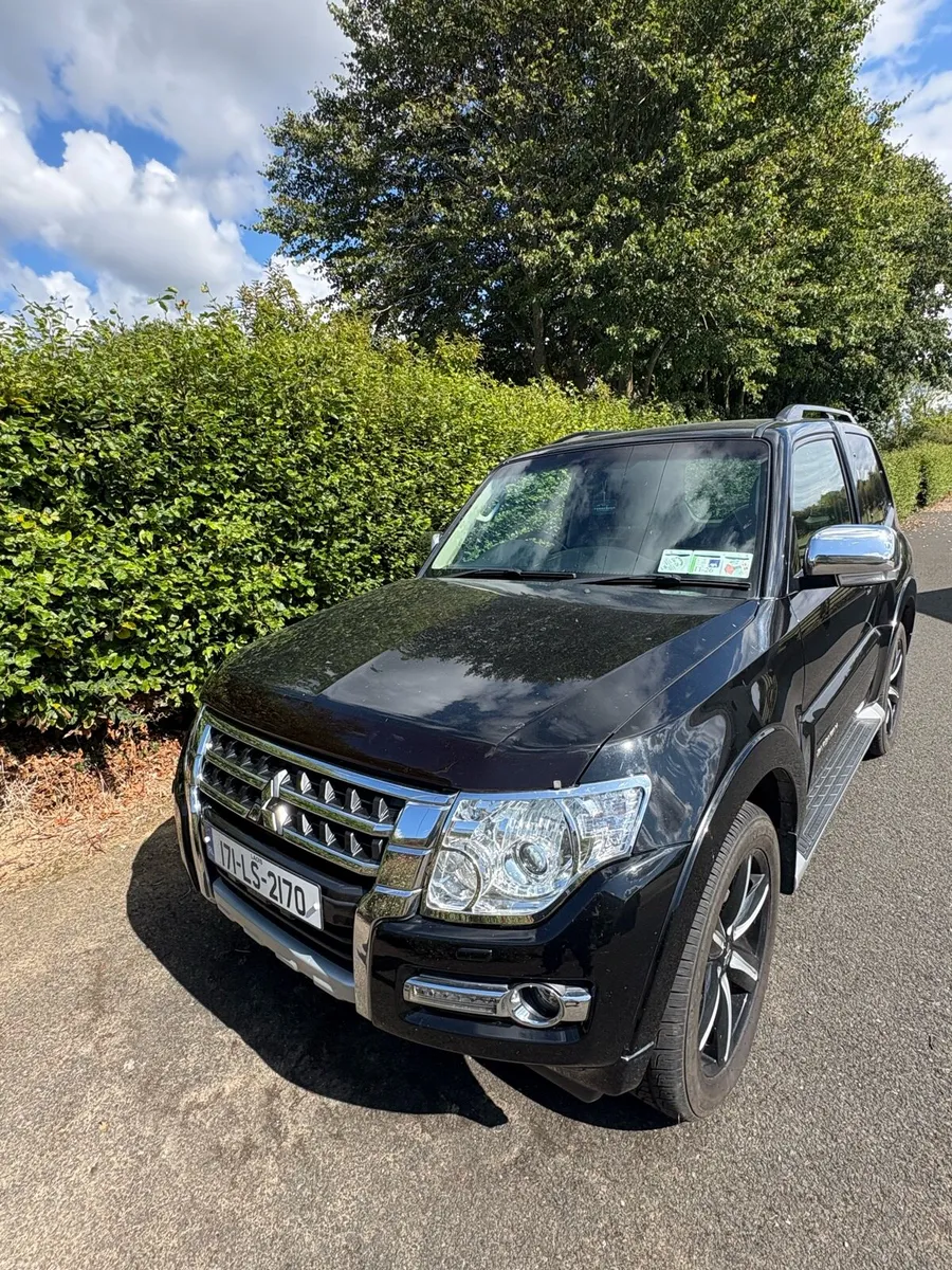 Mitsubishi Pajero - Image 2
