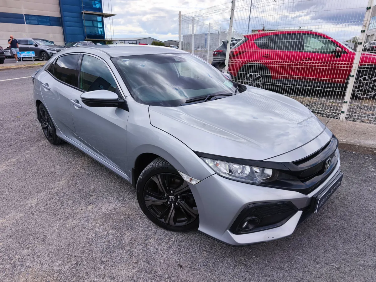 Honda Civic 2021 1.6 i-DTEC Smart 9AT, Automatic - Image 2
