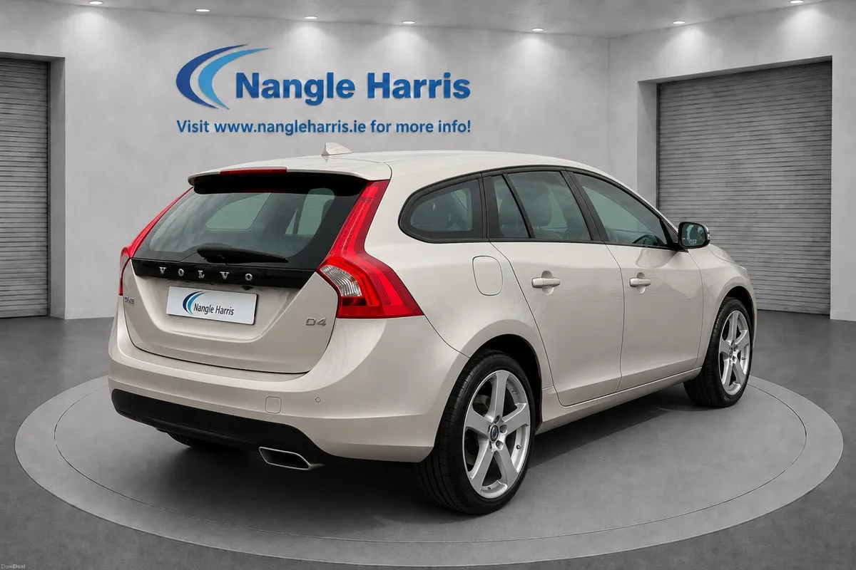 V60 2.0 D4. FULL LEATHER / AUTOMATIC - Image 5