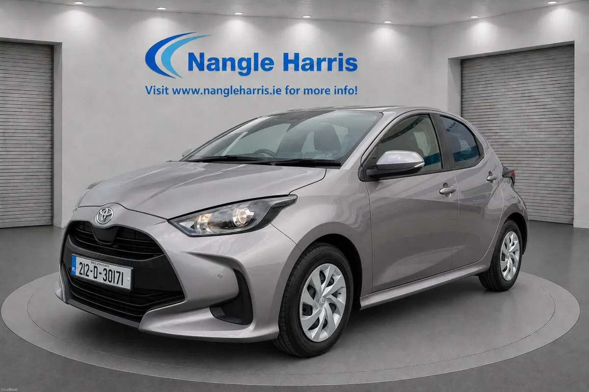 Toyota Yaris FRESH NCT 08/28 - Image 1