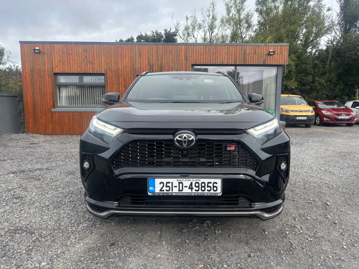 Toyota RAV4 2025 GR Sport - Image 1