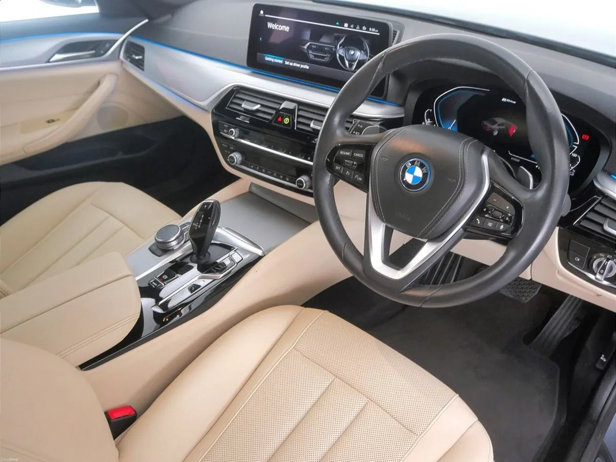 BMW 5-Series 530e SE Saloon - Image 6
