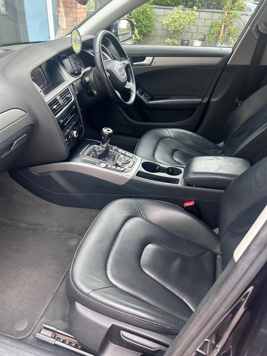 Audi A4 2015 SE - Image 6
