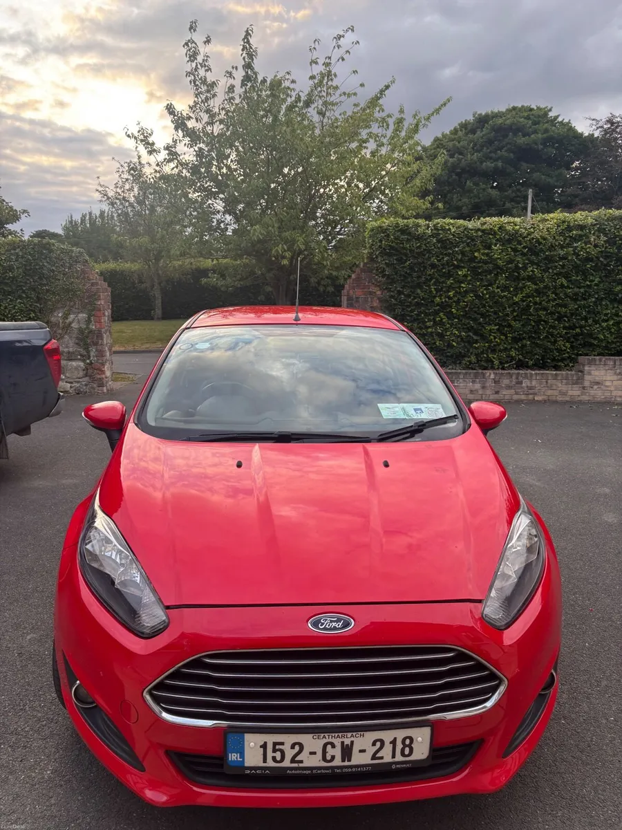 Ford Fiesta 2015 LOW MILEAGE - Image 5