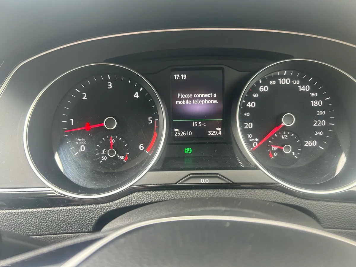Volkswagen Passat Comfortline 1.6tdi - Image 4