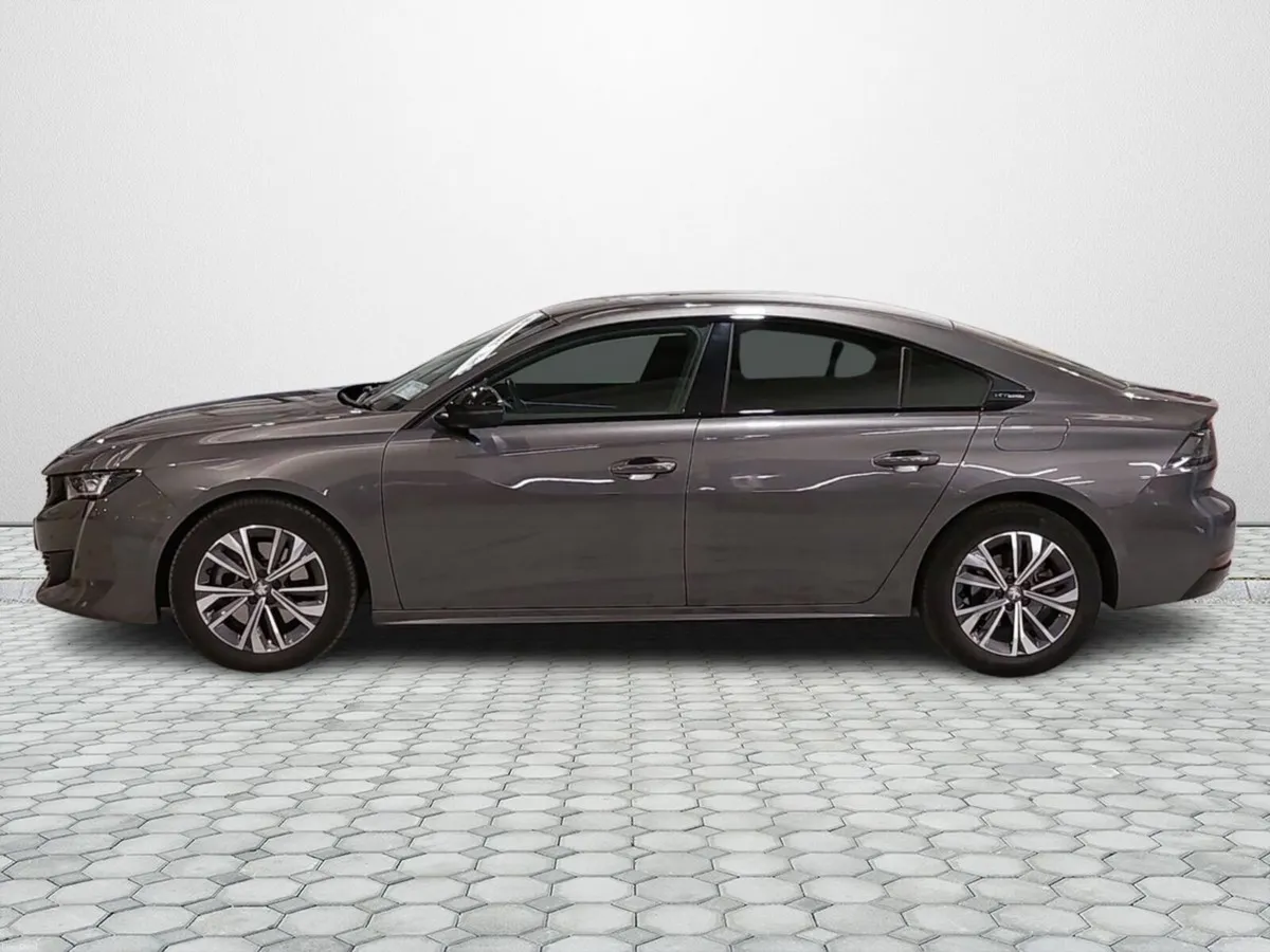 Peugeot 508 ALLURE HYBRID PHEV 225bhp - Image 4