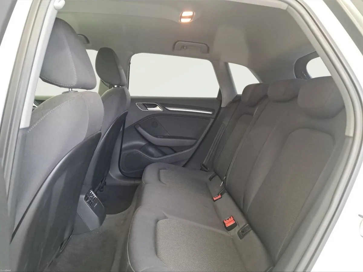 Audi A3 30 TFSI SPORT - Image 5