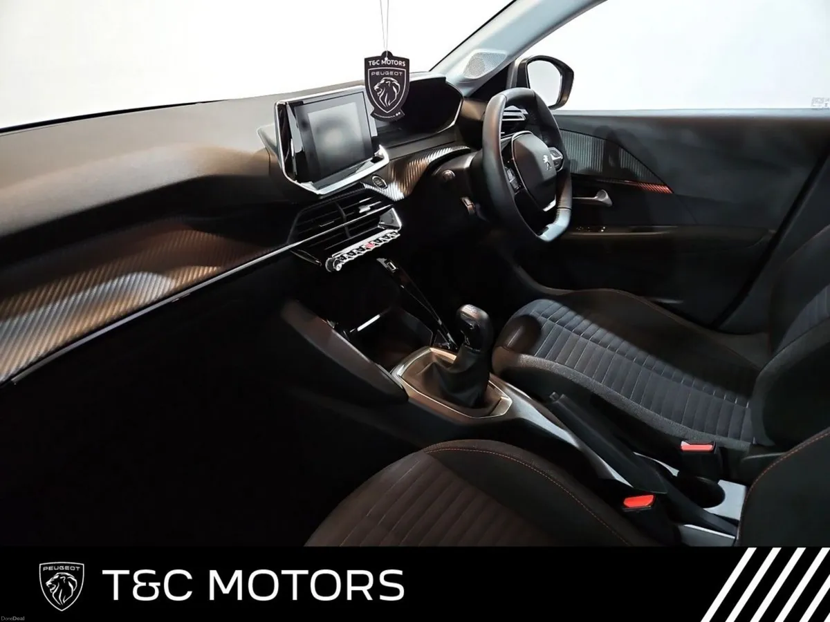 Peugeot 208 1.2 Puretech 75 bhp Active - Image 4