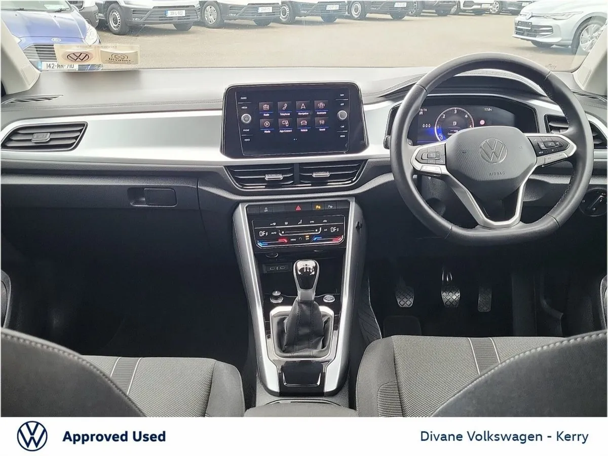 Volkswagen T-Roc EDITION 75 2.0TDI 116 BHP - Image 2