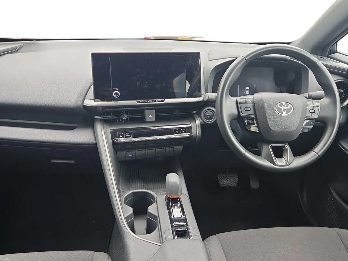 Toyota C-HR 1.8 HYBRID SPORT - Image 2