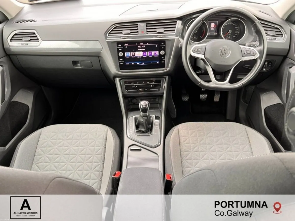 Volkswagen Tiguan LIFE 2.0 TDI 122BHP - Image 2