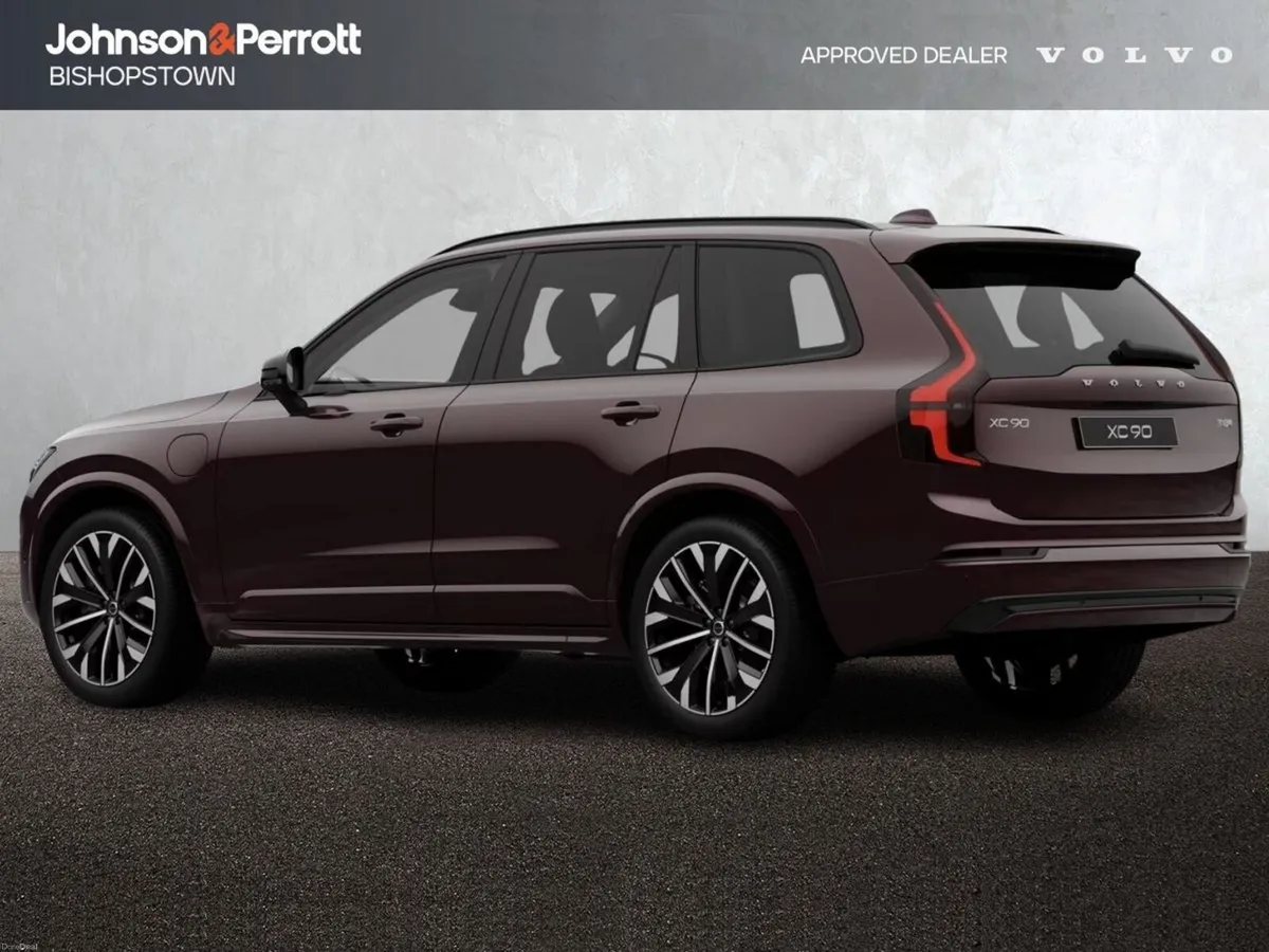 Volvo XC90 T8 406bhp AWD PHEV Ultra Dark - Immedia - Image 3