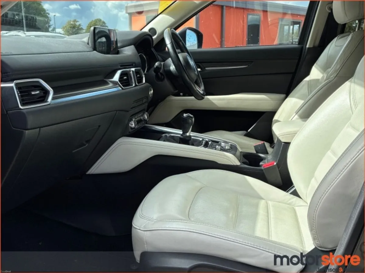 Mazda CX-5 2.2D (150PS) Platinum 2WD (One Year War - Image 3