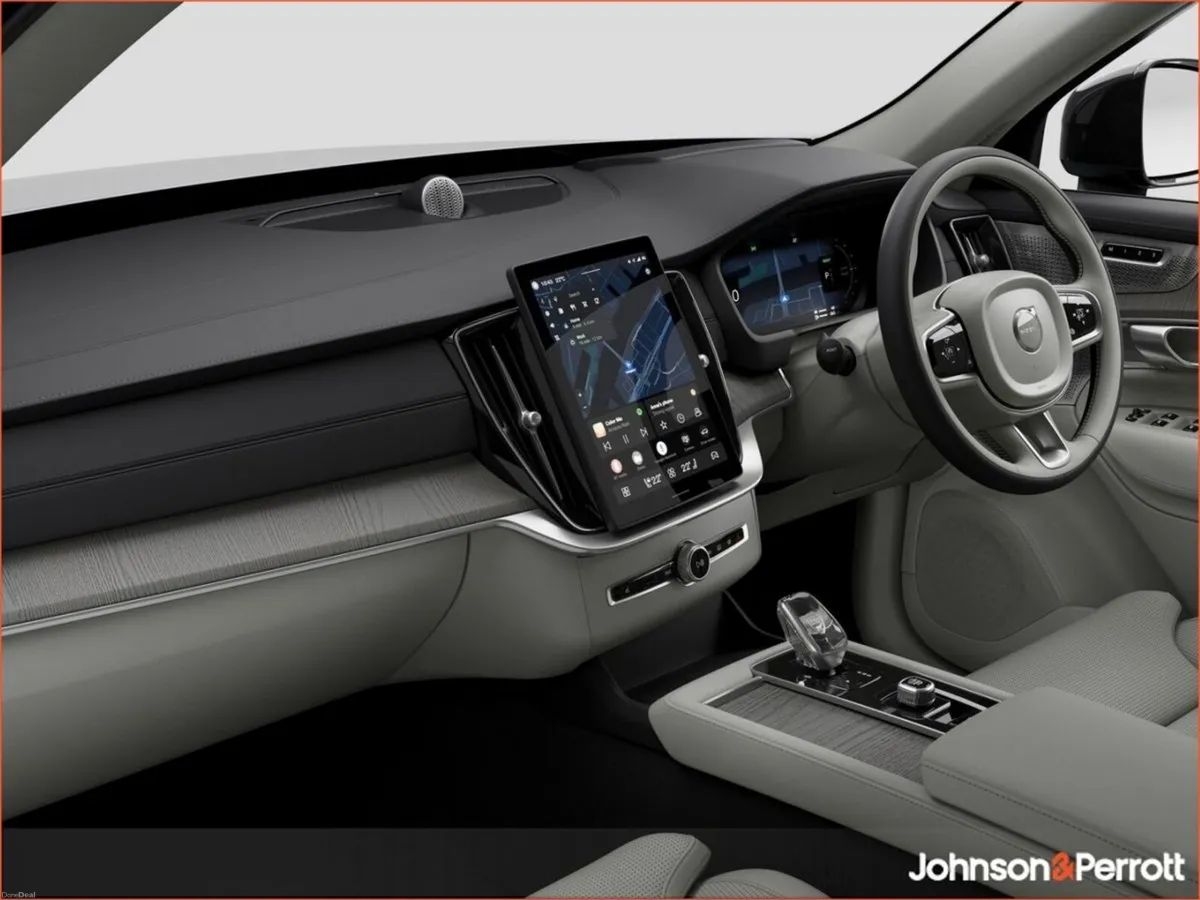 Volvo XC90 T8 406bhp AWD PHEV Ultra Dark - Immedia - Image 2