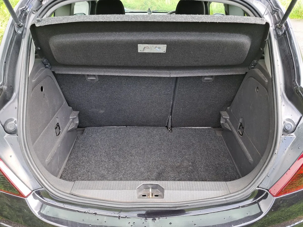 Vauxhall Corsa 2010 - Image 5