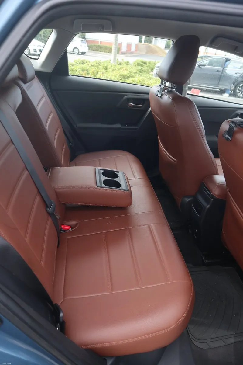 Toyota Auris 2016 - Image 5