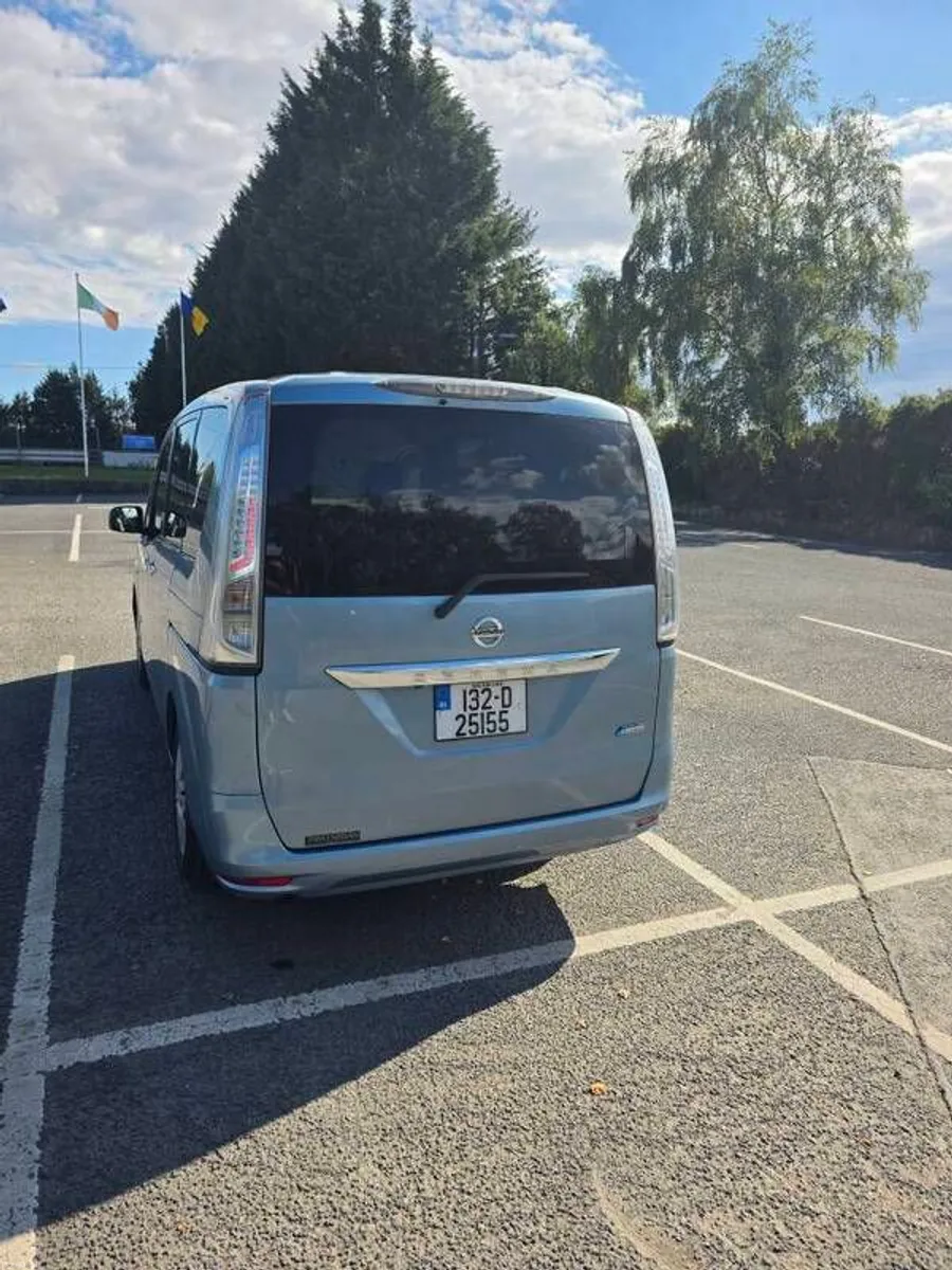 2013 Nissan Serena - Image 6