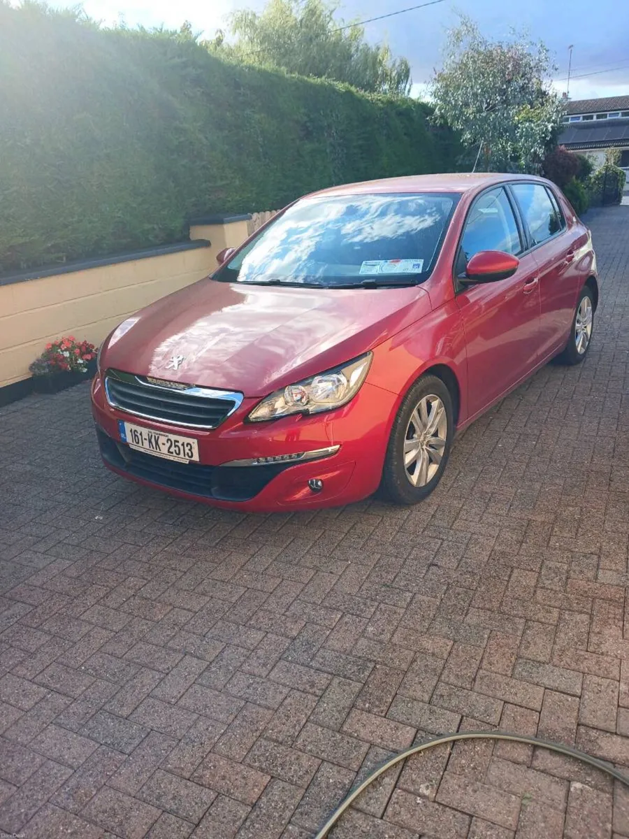 Peugeot 308 - Image 1