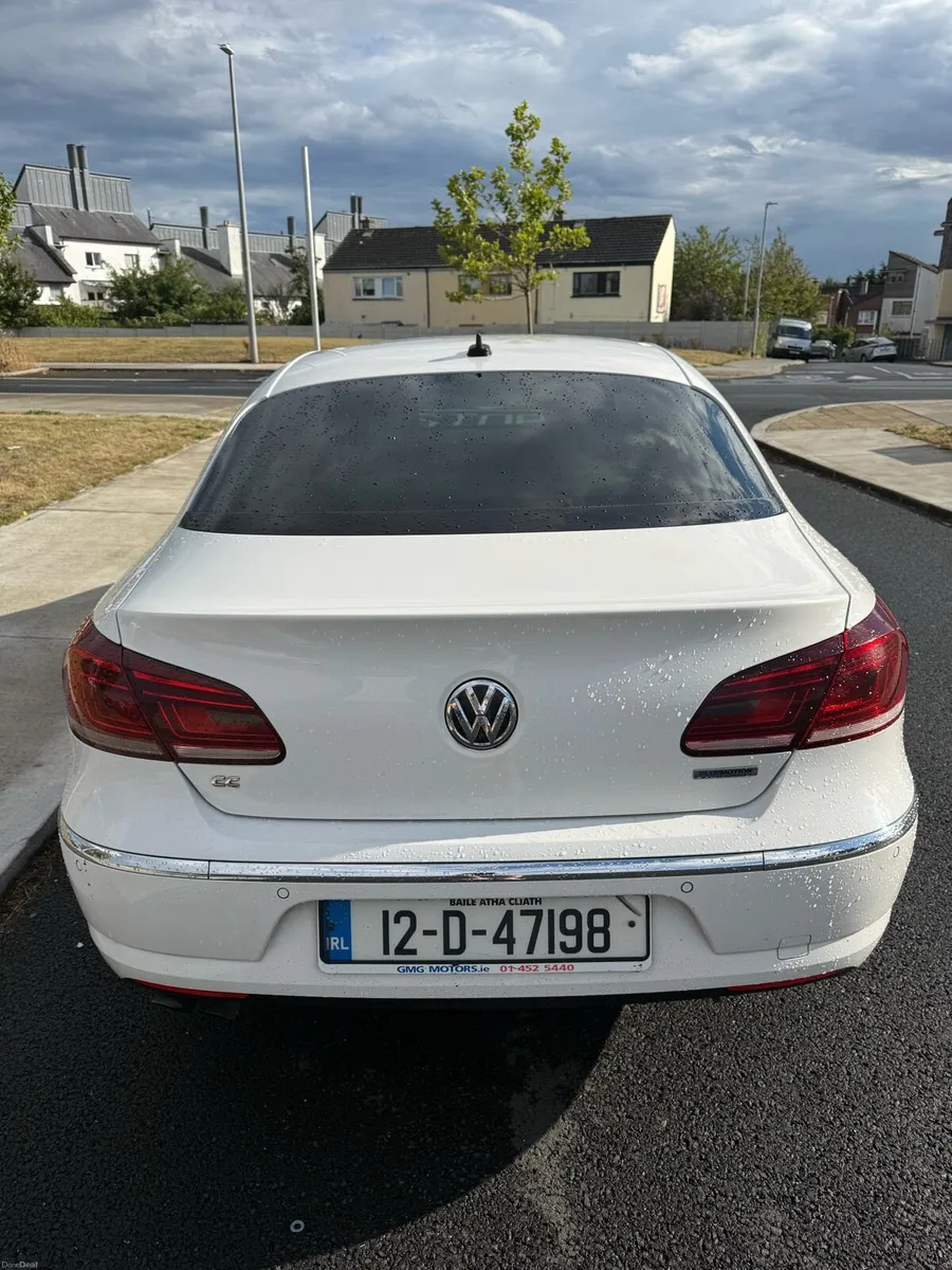 CC Volkswagen Passat - Image 6