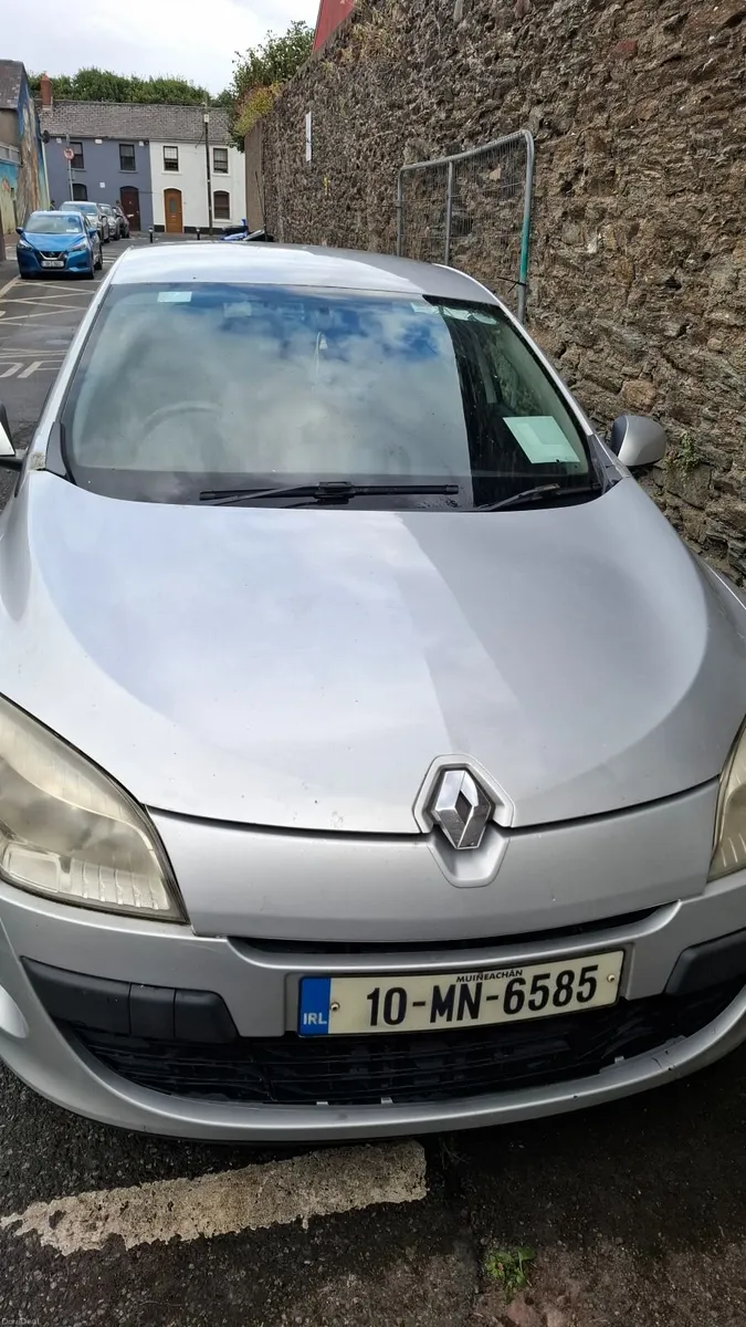 Renault Megane 2010 - Image 1