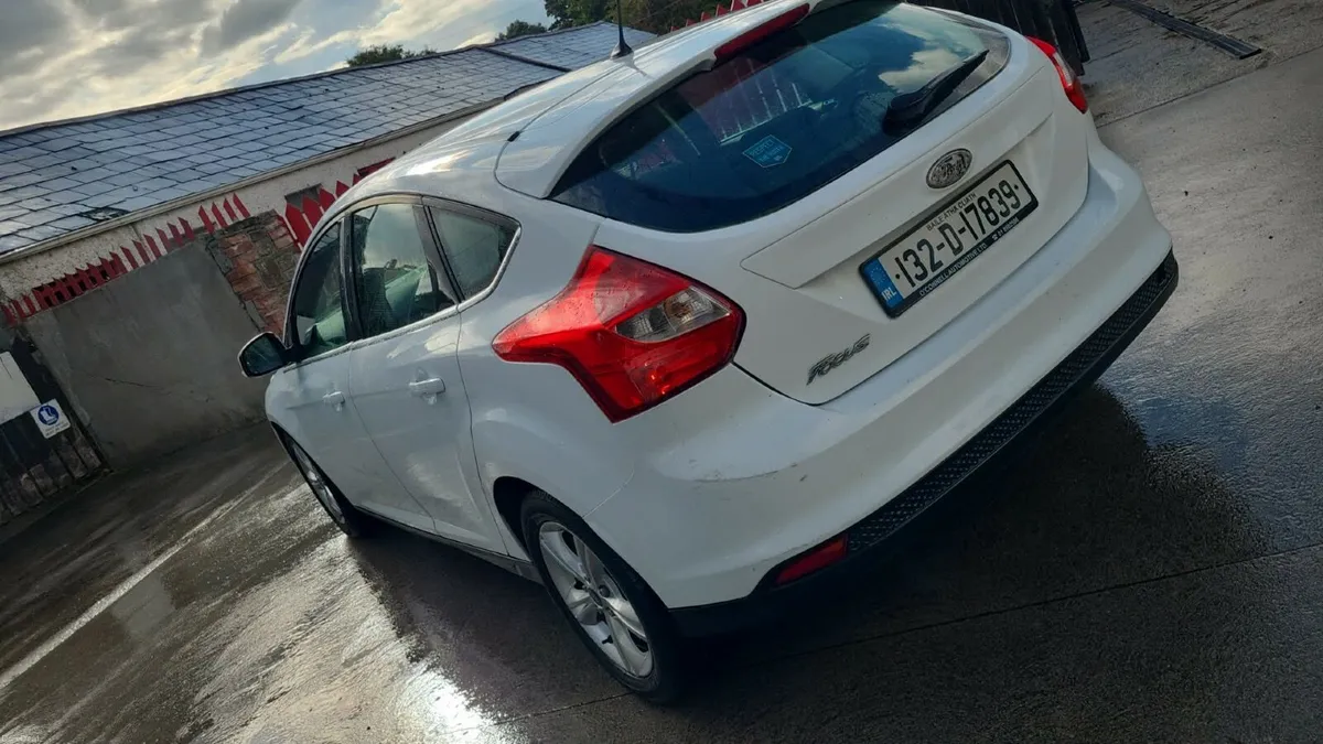 131 Ford Focus Diesel Nct 4-27 Tax 6-27 - Image 5