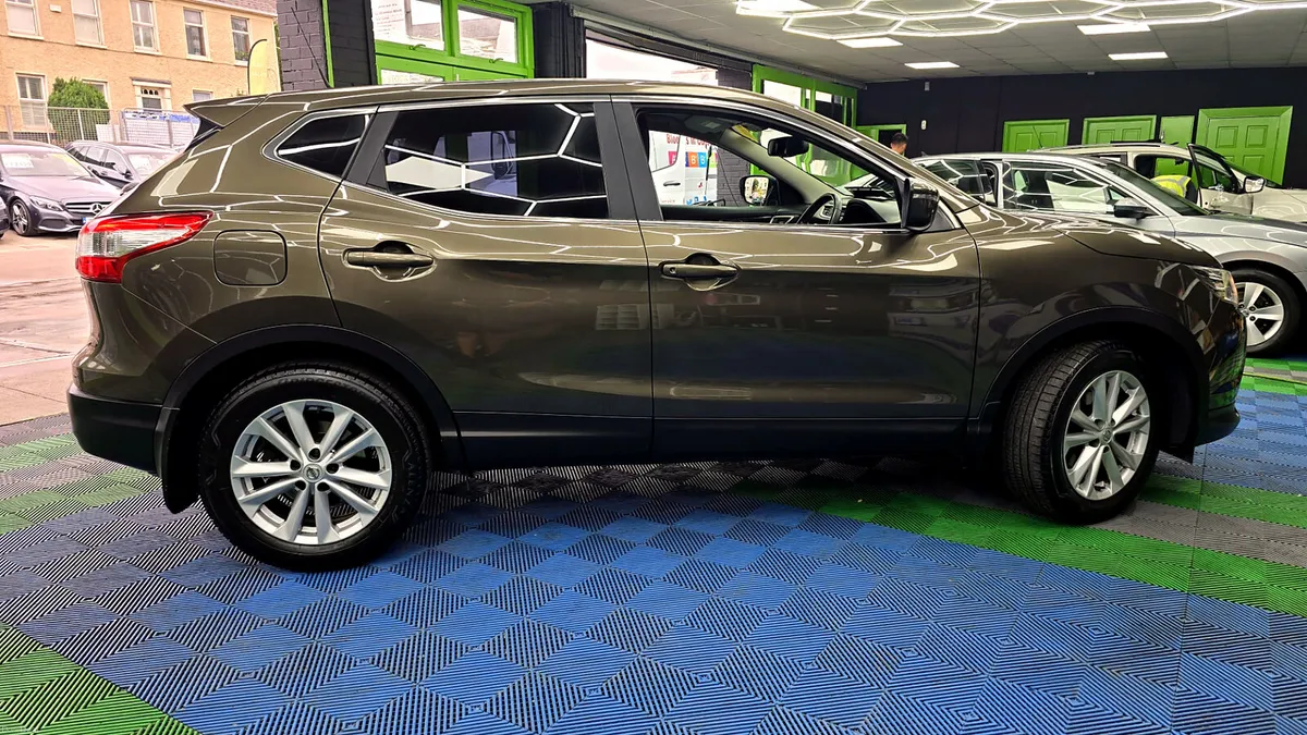 Nissan Qashqai 2015 AA Approved 1 Yaer Warranty - Image 5