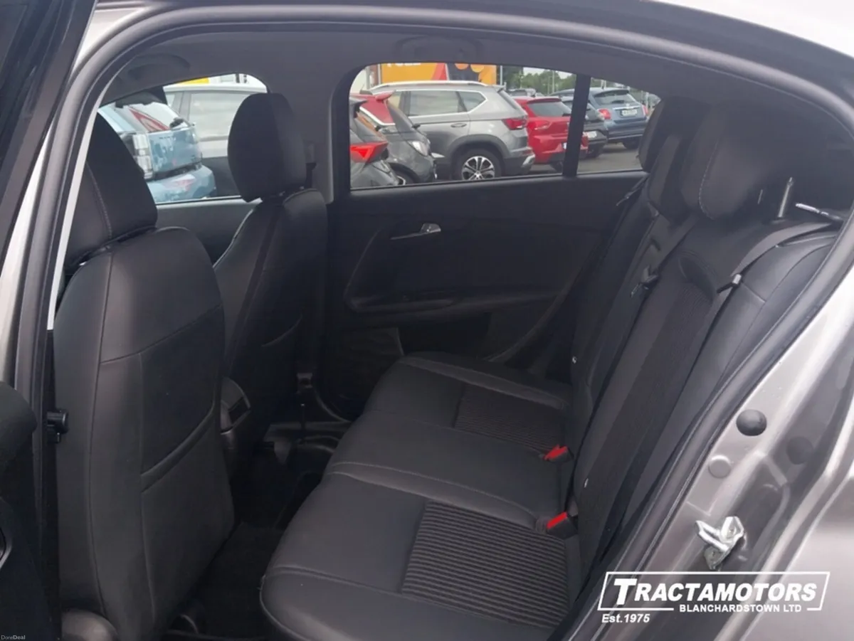 Fiat Tipo HB 1.4 T-JET 120HP S-DESI S-DESIGN 5DR - Image 6