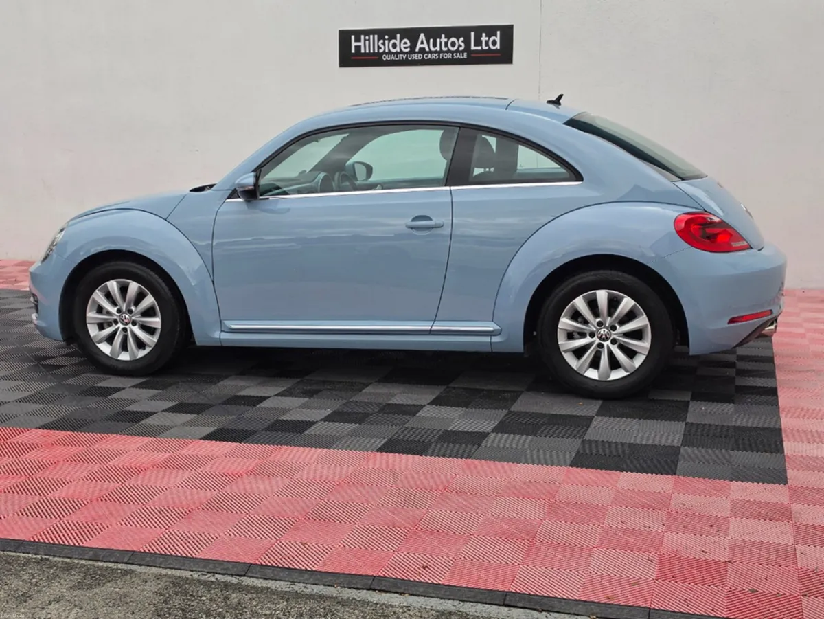 Volkswagen Beetle 1.2 PETROL AUTOMATIC WITH CARPLA - Image 5
