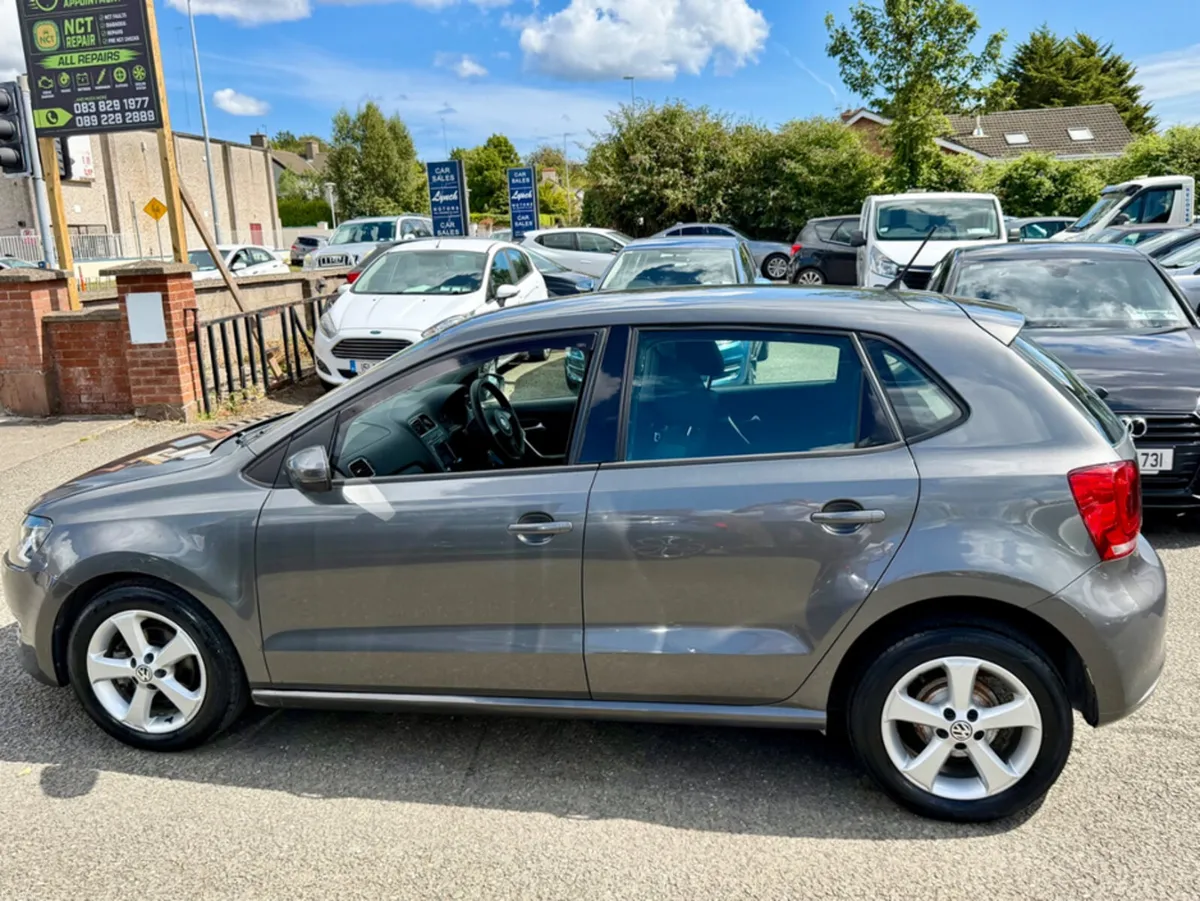 Volkswagen Polo CL 1.2 MANUAL 5SPEED 70BHP 5DR - Image 6