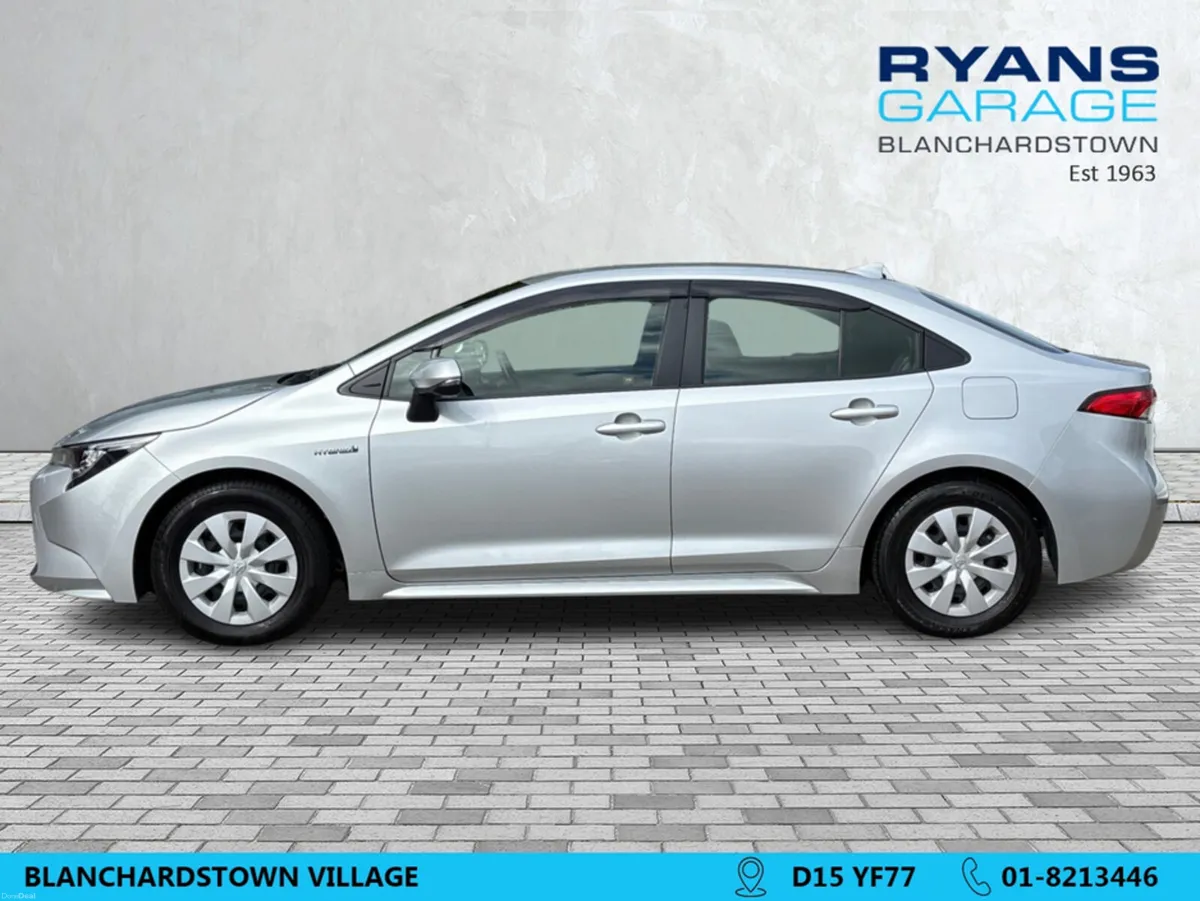 Toyota Corolla 1.8 PETROL HYBRID AUTOMATIC 4DR - Image 4