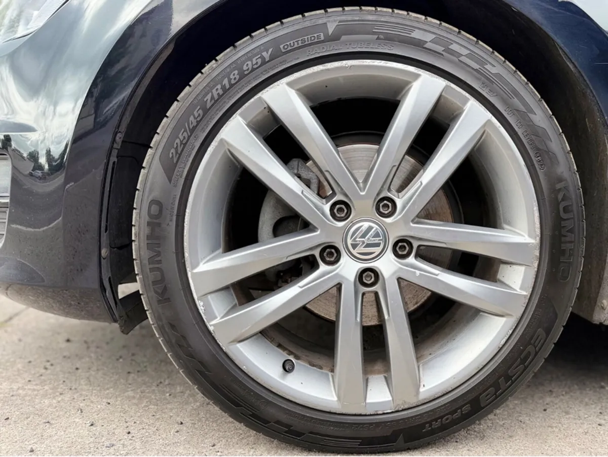 Volkswagen Golf HIGHLINE - Image 4