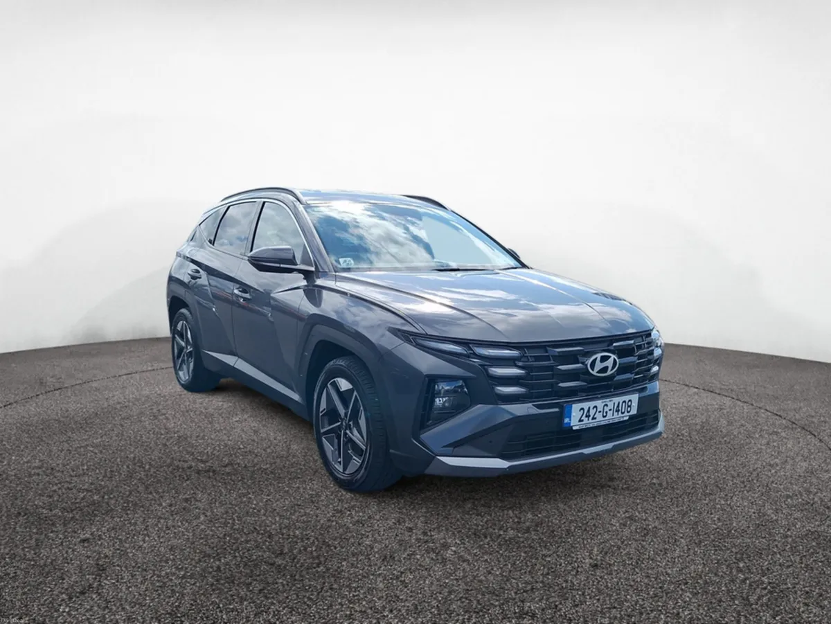 Hyundai Tucson EXECUTIVE 5DR - Image 2