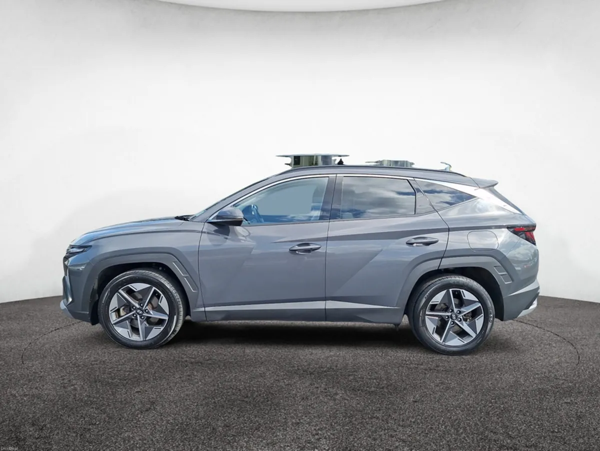 Hyundai Tucson EXECUTIVE 5DR - Image 3