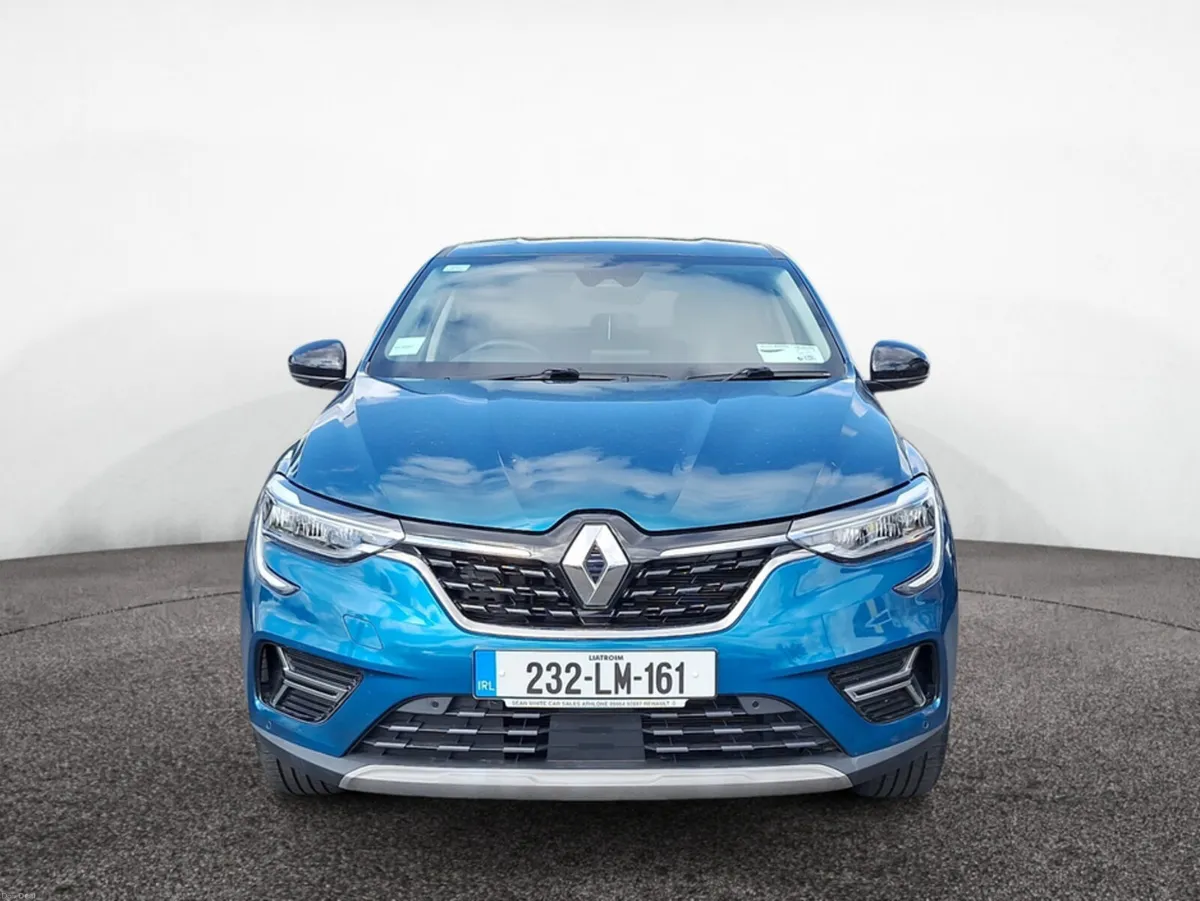 Renault Arkana TECHNO E-TECH HYBRID 14 - Image 5