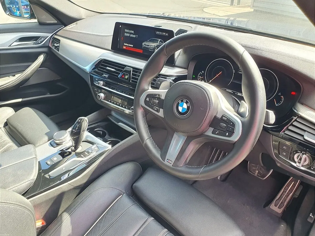 BMW 5-Series 520i M Sport Saloon - Image 6