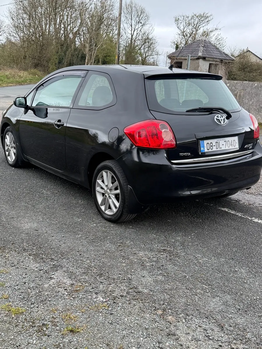 Toyota auris - Image 3