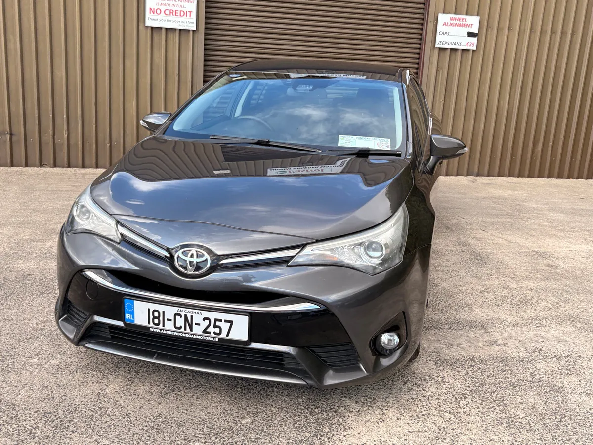 Toyota Avensis 2018 only 150000km - Image 6