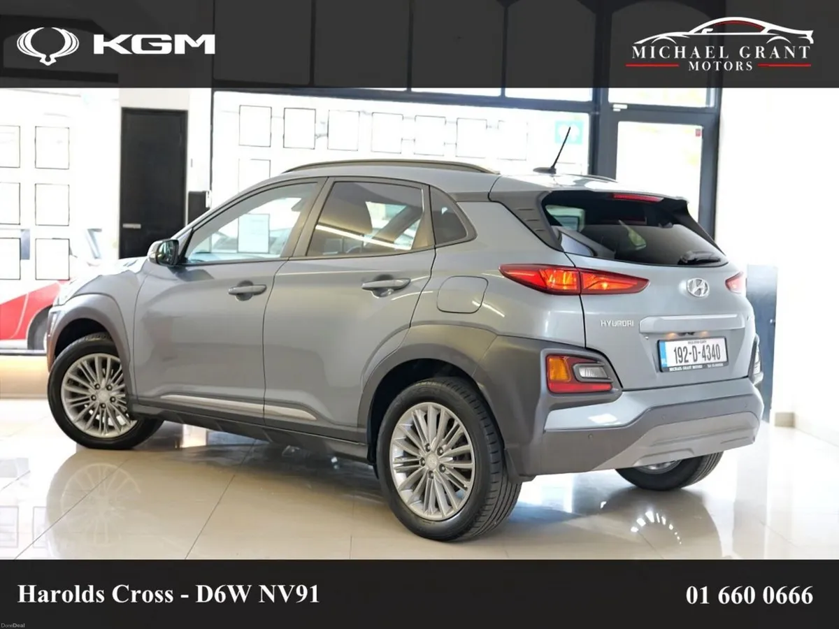 Hyundai KONA 1.0 PETROL T-GDI EXECUTIVE 1 OWNER IR - Image 5
