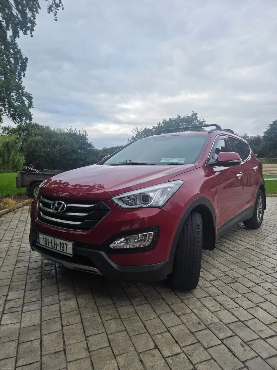 Hyundai Santa Fe 2016 - Image 1