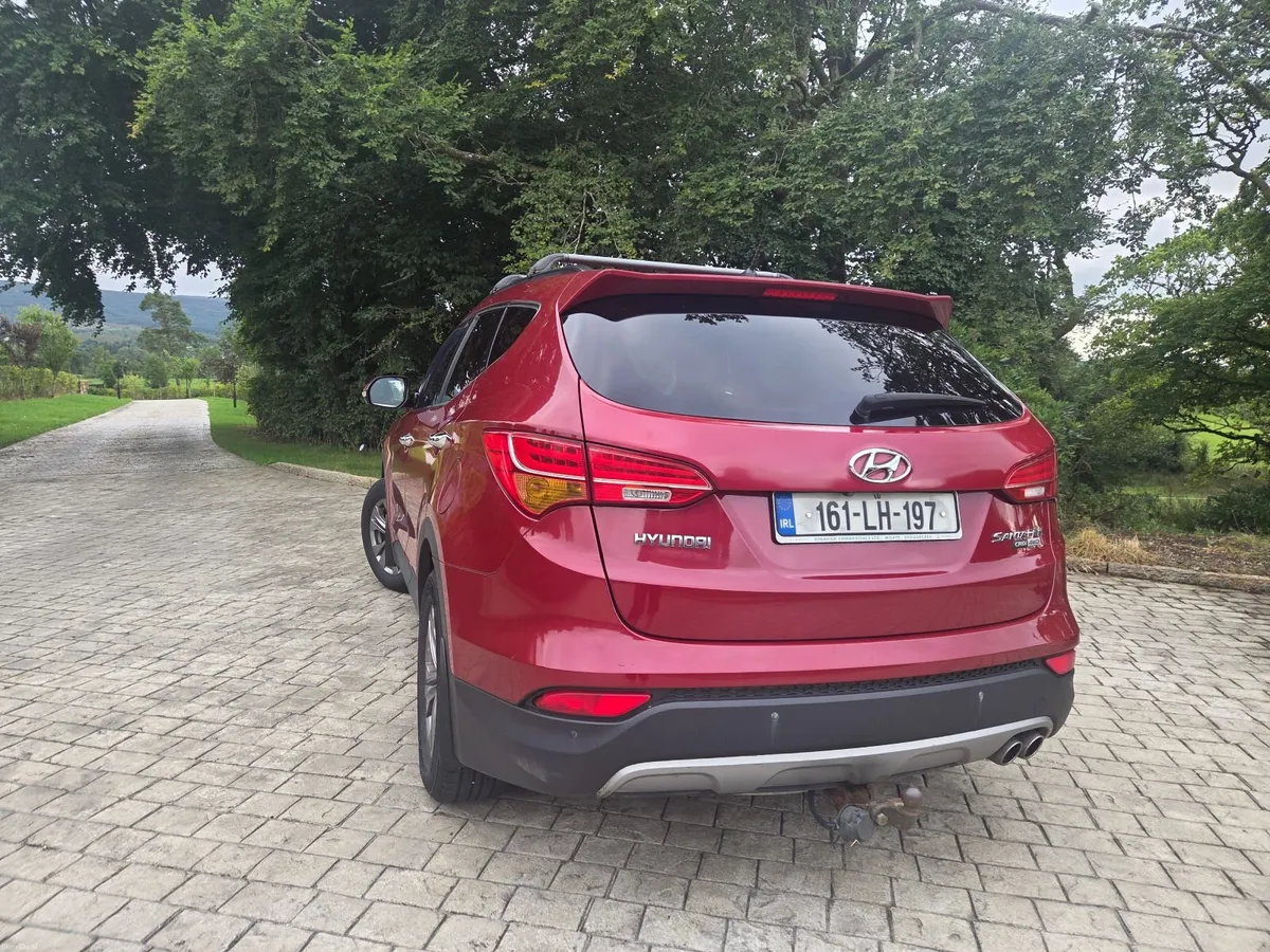 Hyundai Santa Fe 2016 - Image 6
