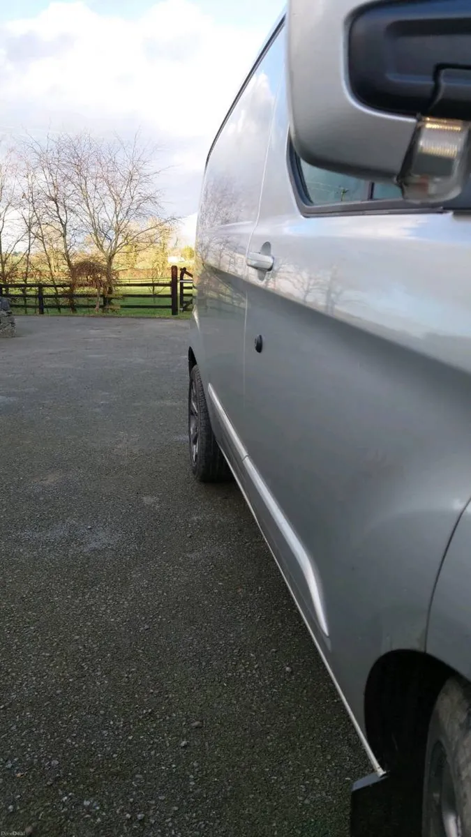 Ford Transit - Image 6