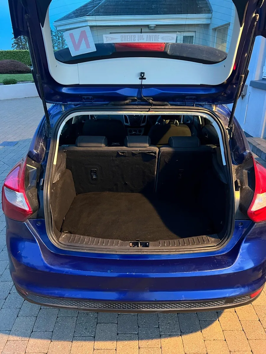 Ford Focus - Image 5