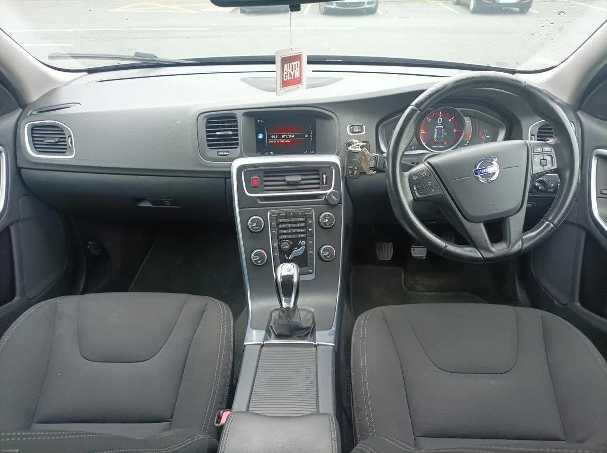 161 VOLVO V60 NEW NCT 07/27 - Image 6